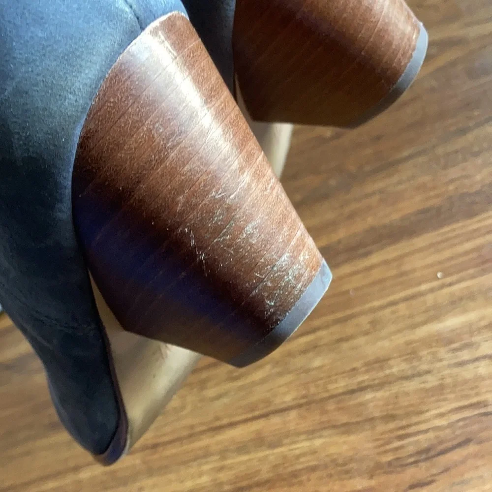 Frye gray leather booties size‎ 9.5